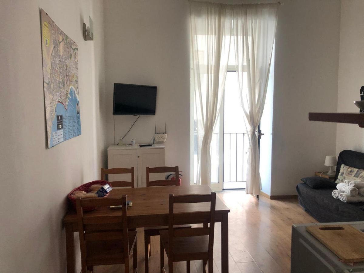 Ale & Tizy House Bed & Breakfast Napoli Eksteriør bilde