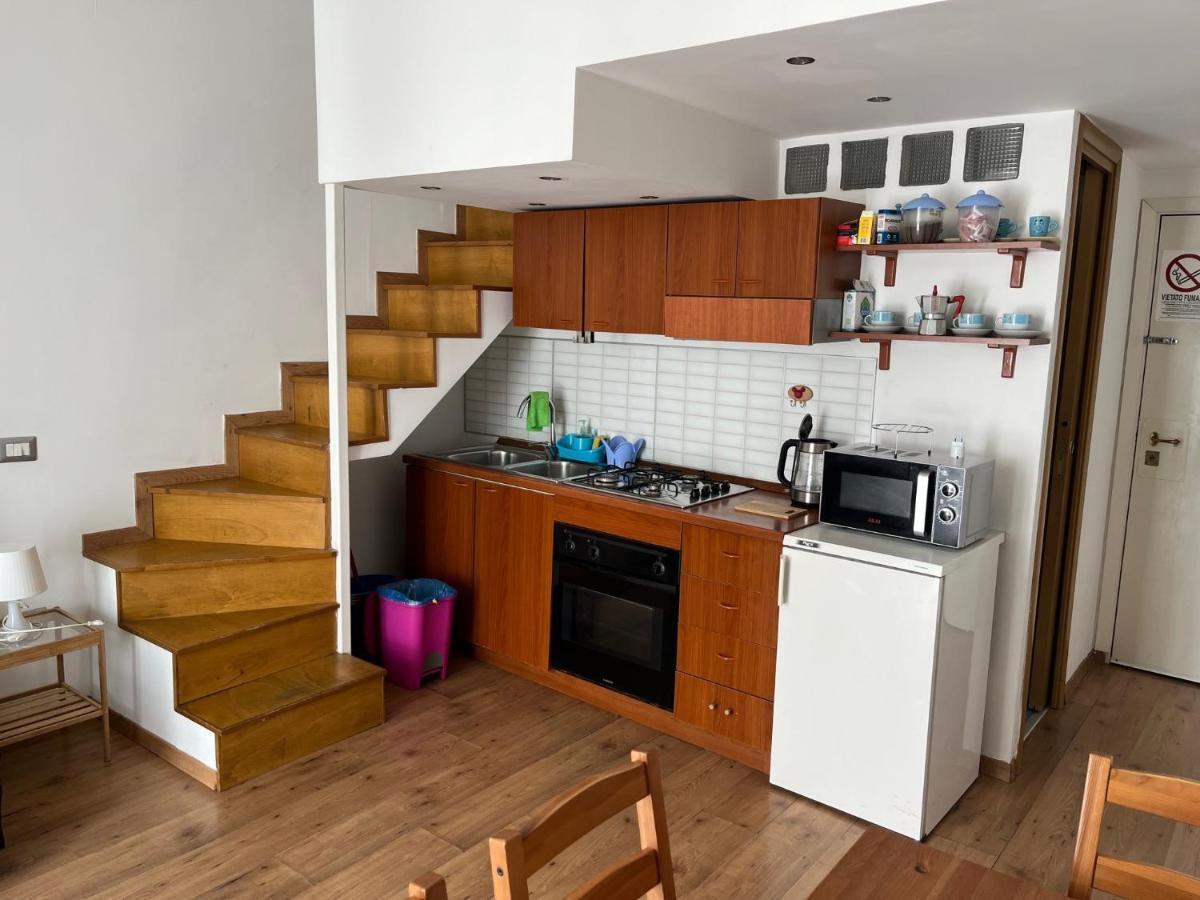 Ale & Tizy House Bed & Breakfast Napoli Eksteriør bilde