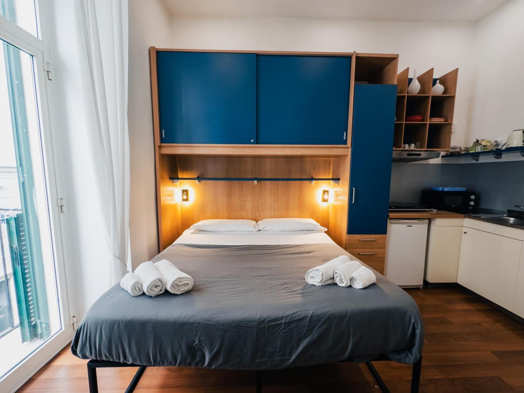Ale & Tizy House Bed & Breakfast Napoli Eksteriør bilde