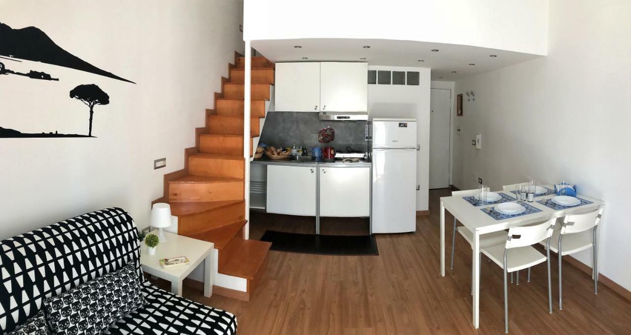 Ale & Tizy House Bed & Breakfast Napoli Eksteriør bilde