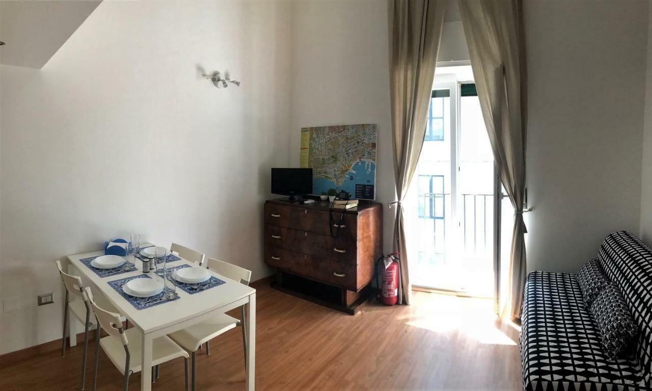 Ale & Tizy House Bed & Breakfast Napoli Eksteriør bilde